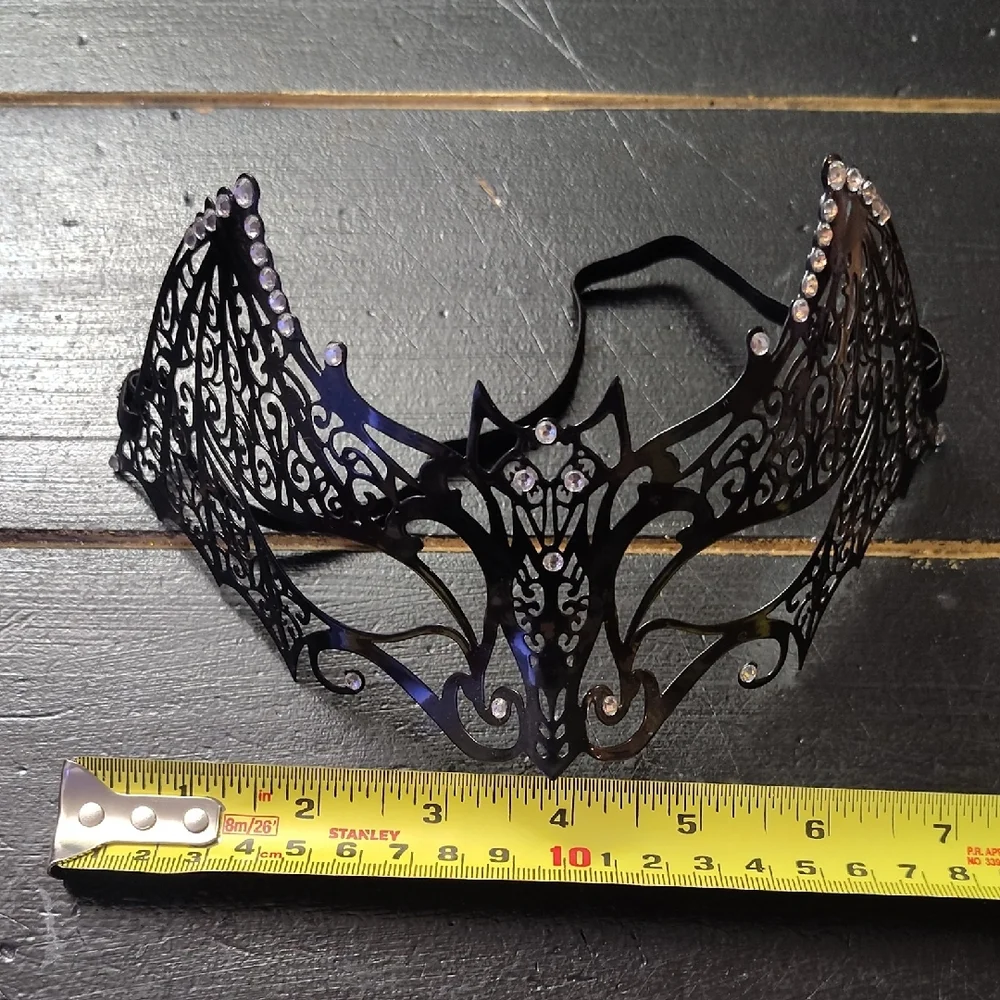 BATMAN METAL Elegant Black Filigree Mask with Rhinestones